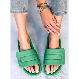 PA1 Claquettes en nylon vert Cueto 4