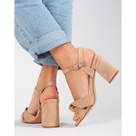 Sandales à bloc en daim beige Vinceza 2
