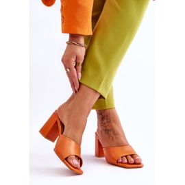 Pantoufles classiques en cuir orange Loara pour femmes 2