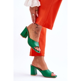 Pantoufles classiques en cuir vert Loara pour femmes 3