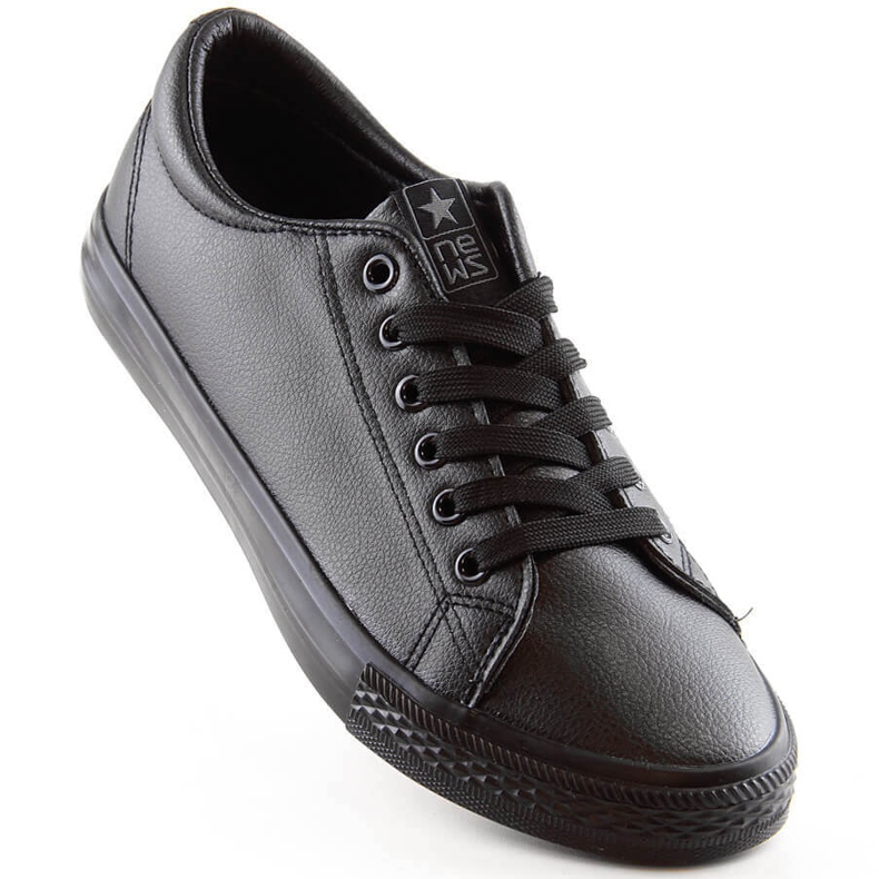 Sneakers News 1500 homme en éco-cuir noir 1