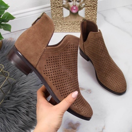 Bottes de printemps ajourées en daim Vinceza beige 1