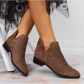 Bottes de printemps ajourées en daim Vinceza beige 4