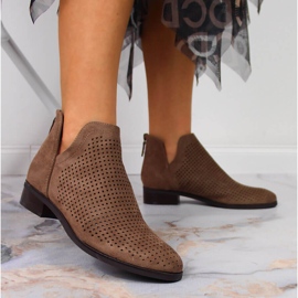 Bottes de printemps ajourées en daim Vinceza beige 5