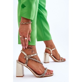 Sandales Avec Zircons Doré Carlotta Talons Hauts d'or 4