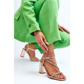 Sandales Avec Zircons Doré Carlotta Talons Hauts d'or 9