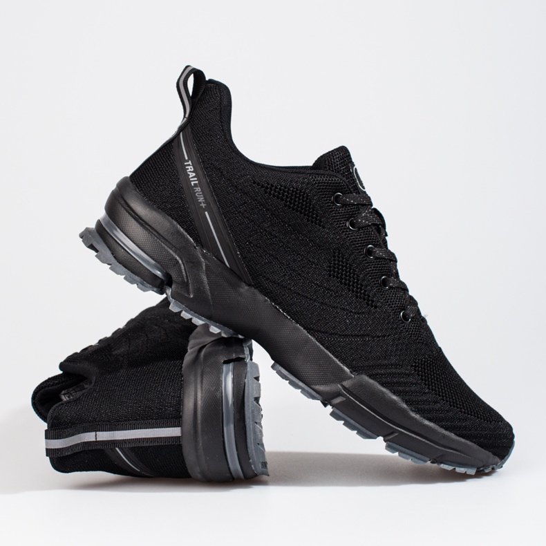 Chaussures de sport noires pour hommes avec une semelle épaisse de DK 1