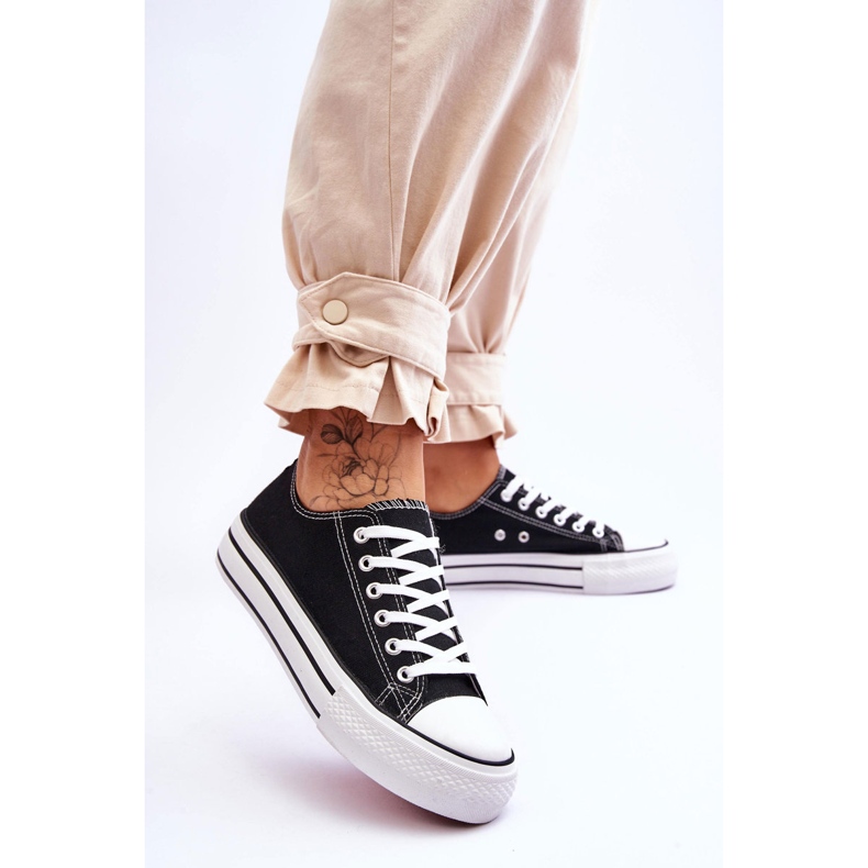 FB2 Baskets pour femmes sur une plate-forme massive Black Ember le noir 2