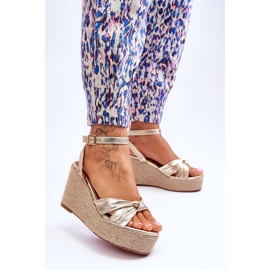 Sandales compensées dorées Kendall pour femme d'or 2 Sandales compensées dorées Kendall pour femme d'or 2