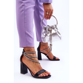 Sandales à la mode avec des zircons Carma noir le noir 6