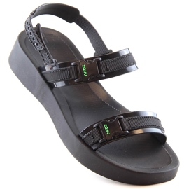 Sandales de sport confortables pour femmes parfumées noires ZAXY Aventura Sandal HH285286 le noir 1