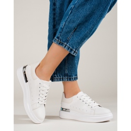 Chaussures de sport pour femmes sur une plate-forme haute Shelovet blanche 1