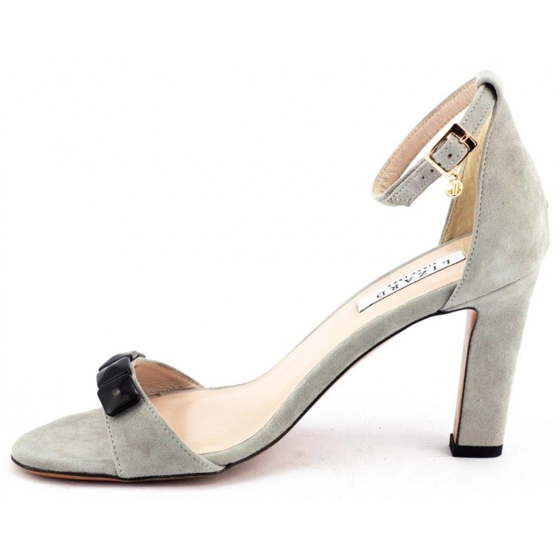 Lizard Sandales sur le poteau 04658 gris clair 1 Lizard Sandales sur le poteau 04658 gris clair 1