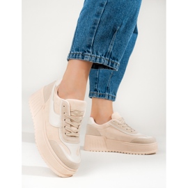 Bottes en daim beige à plateforme épaisse de Shelovet 1