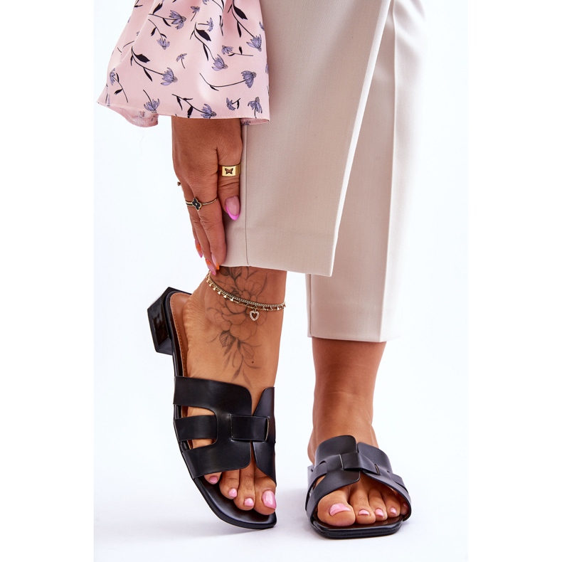 FJ1 Chaussons en Cuir Classiques pour Femme Noir Fendy 1