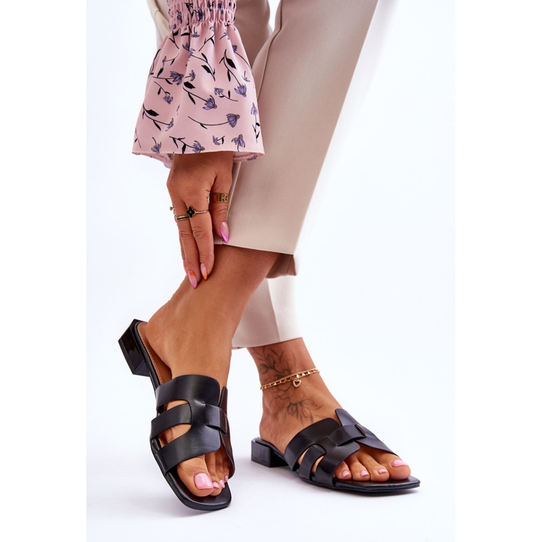 FJ1 Chaussons en Cuir Classiques pour Femme Noir Fendy 2