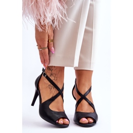 Sandales en cuir à la mode sur un talon Sergio Leone SK429 Noir le noir 1