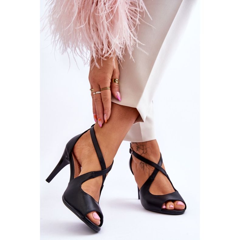 Sandales en cuir à la mode sur un talon Sergio Leone SK429 Noir 2