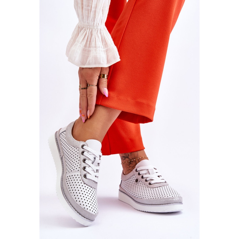 S.Barski Chaussures de sport ajourées en cuir à la mode blanches et argentées Cantare 2 S.Barski Chaussures de sport ajourées en cuir à la mode blanches et argentées Cantare 2