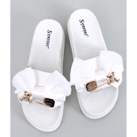 BM Teddy Chaussons compensés ours en peluche blancs 1