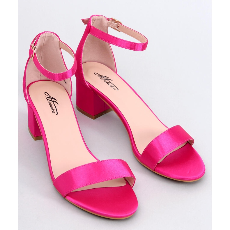 Clarence Fuchsia sandales à talons bas rose 1