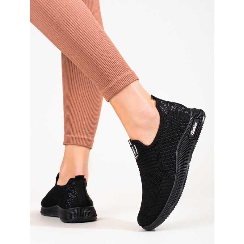 Chaussures de sport textile femme légères noires T.Sokolski 1