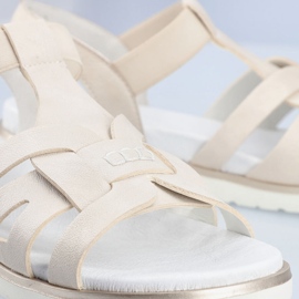 Sandales à enfiler confortables pour femmes avec élastique écru Rieker V5052-80 beige 1 Sandales à enfiler confortables pour femmes avec élastique écru Rieker V5052-80 beige 1