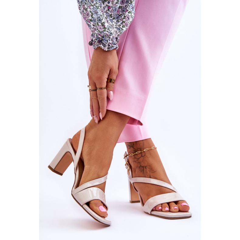 Sandales Laquées à Talon pour Femme Beige Carrie 2