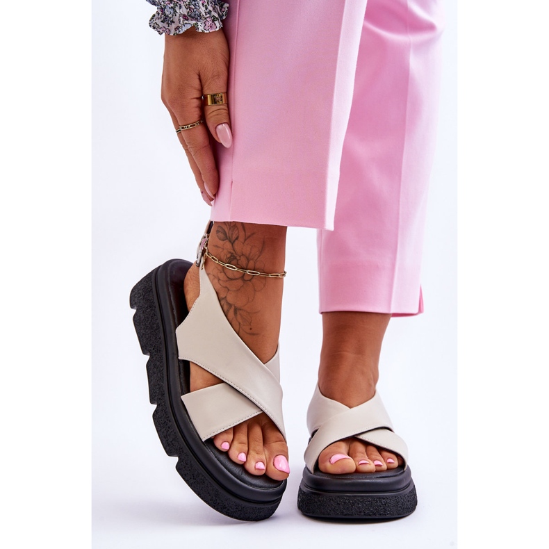 PE1 Sandales à plateforme Chester beiges à la mode 1