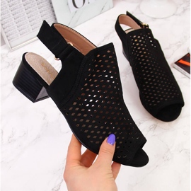 Sandales ajourées pour femmes noires Sabatina DM19-27 2