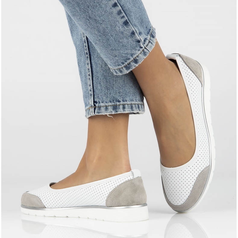 Ballerines femme en cuir ajouré Filippo Dp4524/23 blanc 9