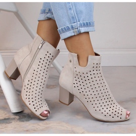 Bottines peep toe femme daim ajourées printemps beige Jezzi ASA169-7 1