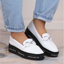 Slip-on ajourées confortables en cuir blanc S.Barski LR27750 blanche 3