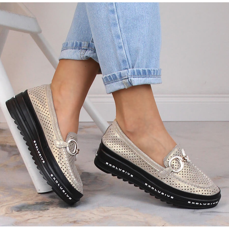 Slip-on ajourées confortables en cuir or S.Barski LR27750 d'or 1