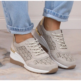 Chaussures femme en cuir suédé sur semelle compensée ajourée beige Filippo DP4669 3