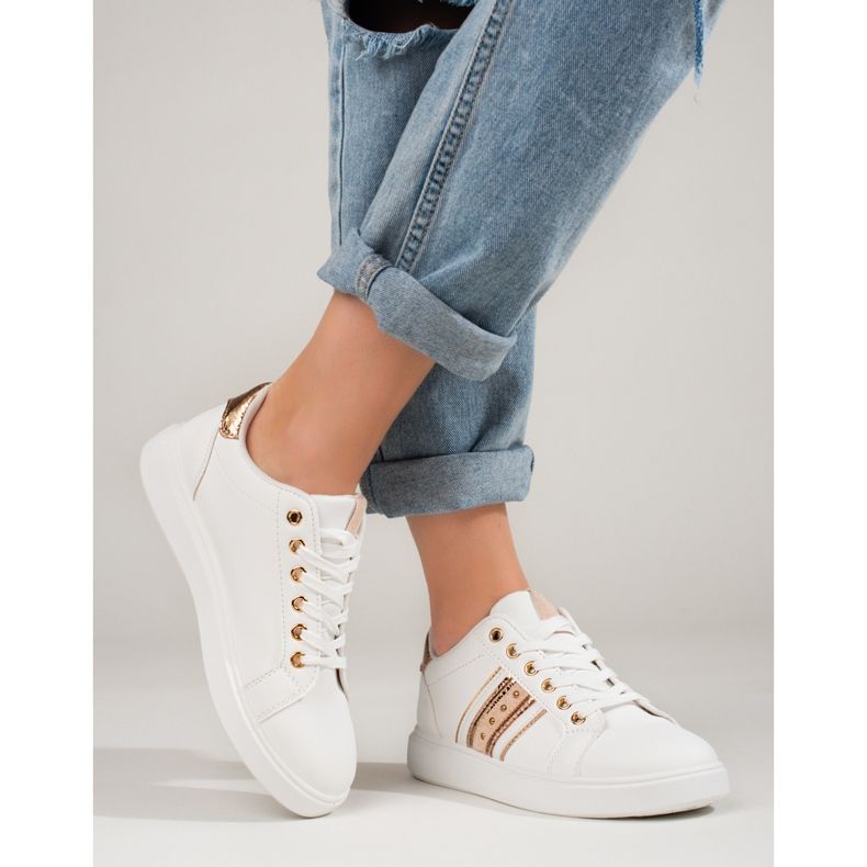 Chaussures de sport classiques pour femmes blanches Shelovet 1 Chaussures de sport classiques pour femmes blanches Shelovet 1