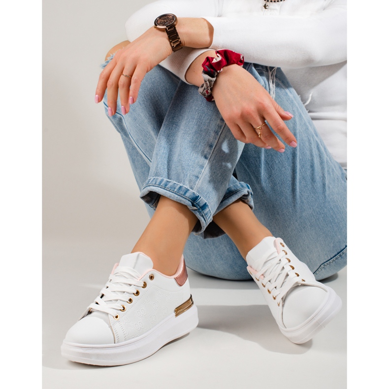Baskets blanches Shelovet pour femmes avec insert doré 2 Baskets blanches Shelovet pour femmes avec insert doré 2