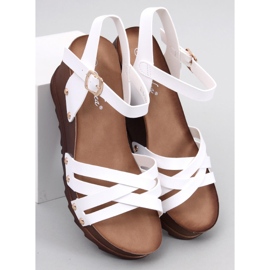 Sandales compensées blanches 1