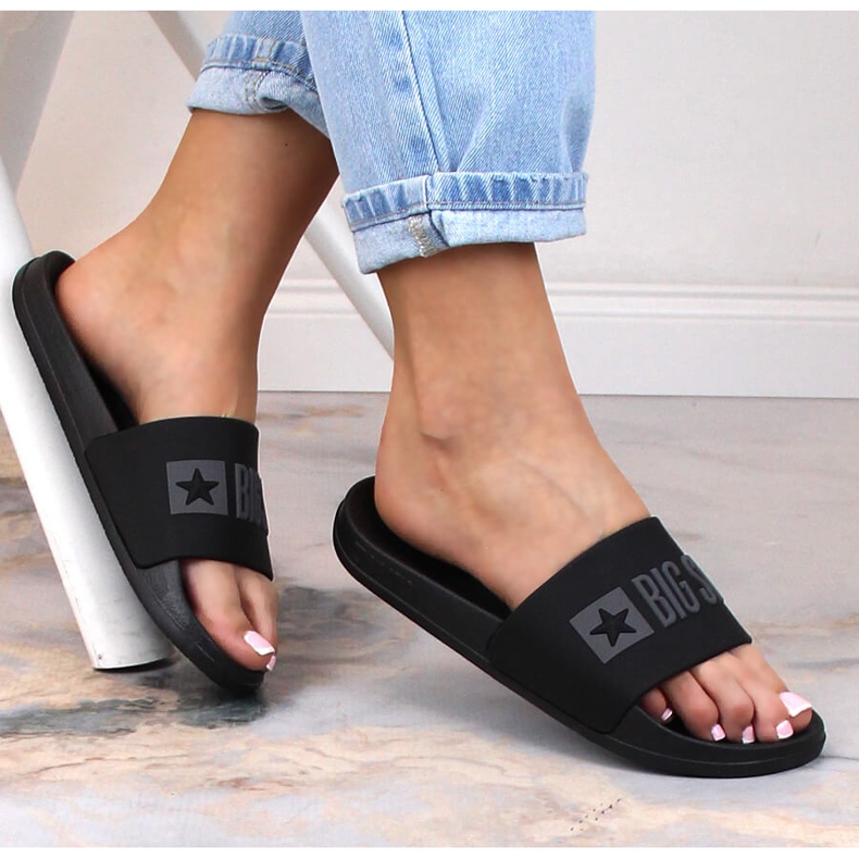 Chaussons de piscine femme noir Big Star FF274A200 le noir 1 Chaussons de piscine femme noir Big Star FF274A200 le noir 1