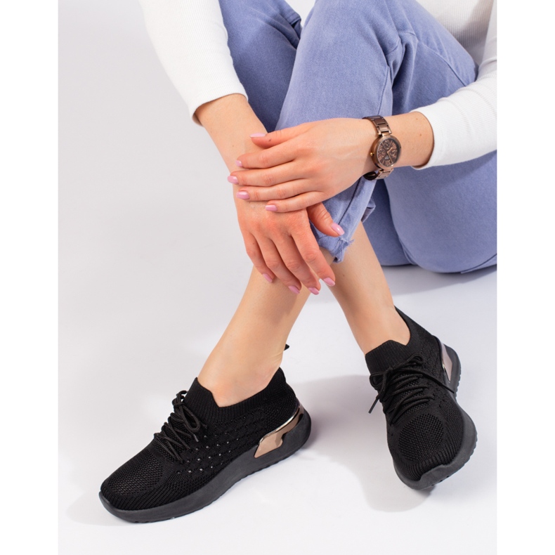 Chaussures de sport ajourées noires Shelovet 1