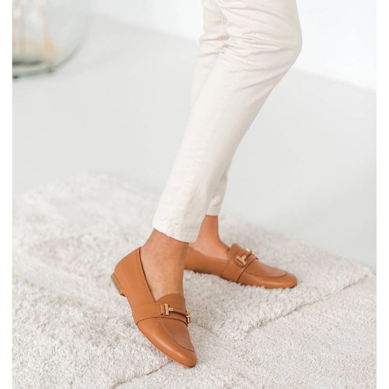 Marco Shoes Mocassins à ornements dorés brun 1