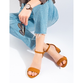 Sandales à talons en daim camel de Shelovet brun 1