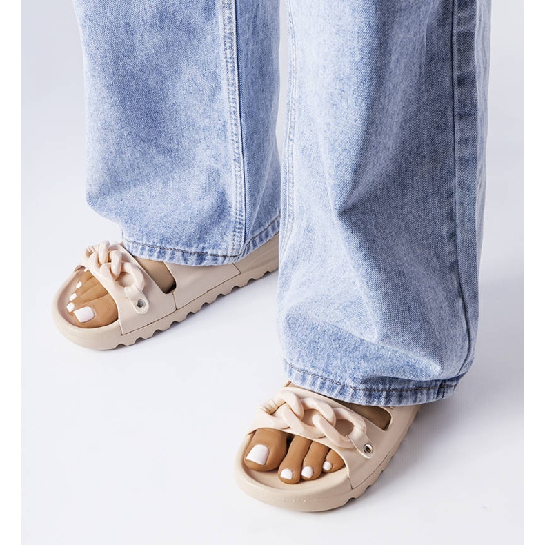 Claquettes Étoile en caoutchouc beige 1