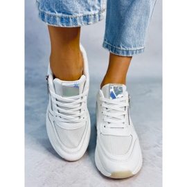 BM Mcbride Baskets compensées blanches 1