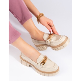 Mocassins femme laqués avec chaîne Shelovet beige 2