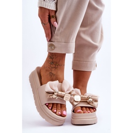 PE1 Chaussons Avec Noeud Et Nounours Décoratif Beige Suzy 1