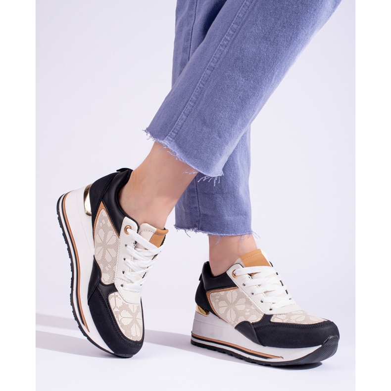 Baskets compensées Shelovet noires et beiges, femmes 1