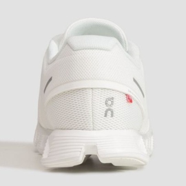 On Running Chaussures De Running Cloud 5 M 5998376 blanche 6