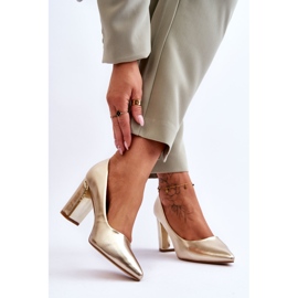 Escarpins classiques sur talon Elizabeth doré orné 2