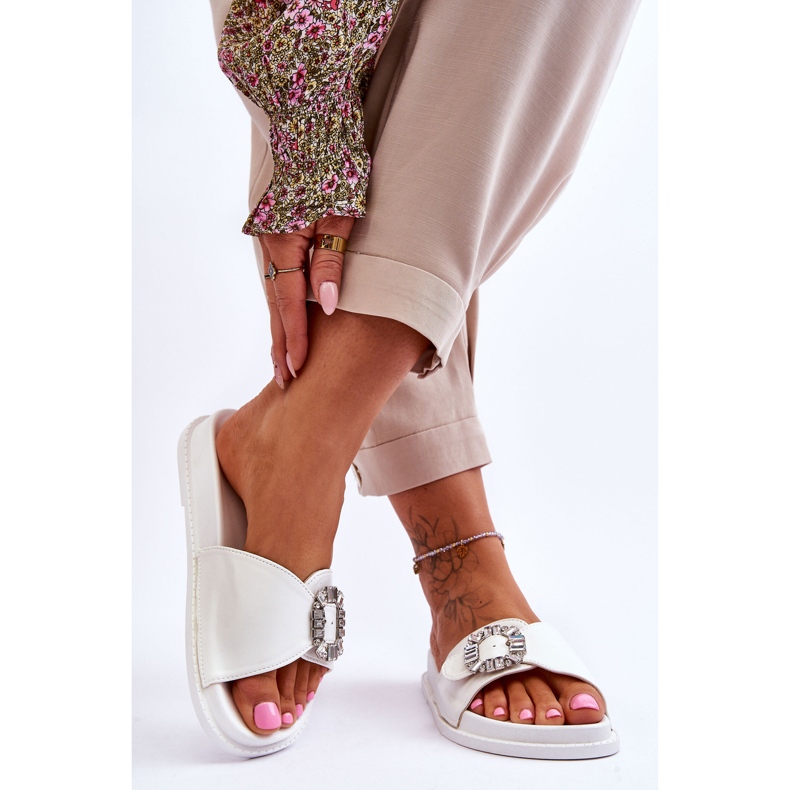 Chaussons Plateforme Femme Avec Décoration Blanc Beneca blanche 2